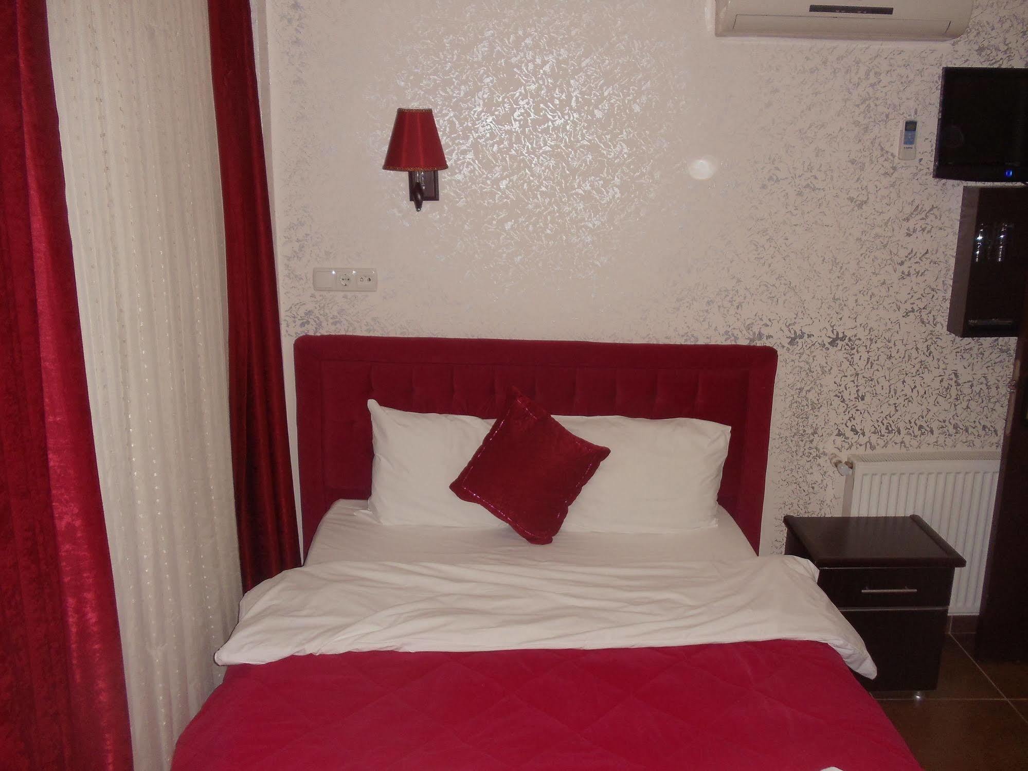Ares Hotel Истанбул Екстериор снимка