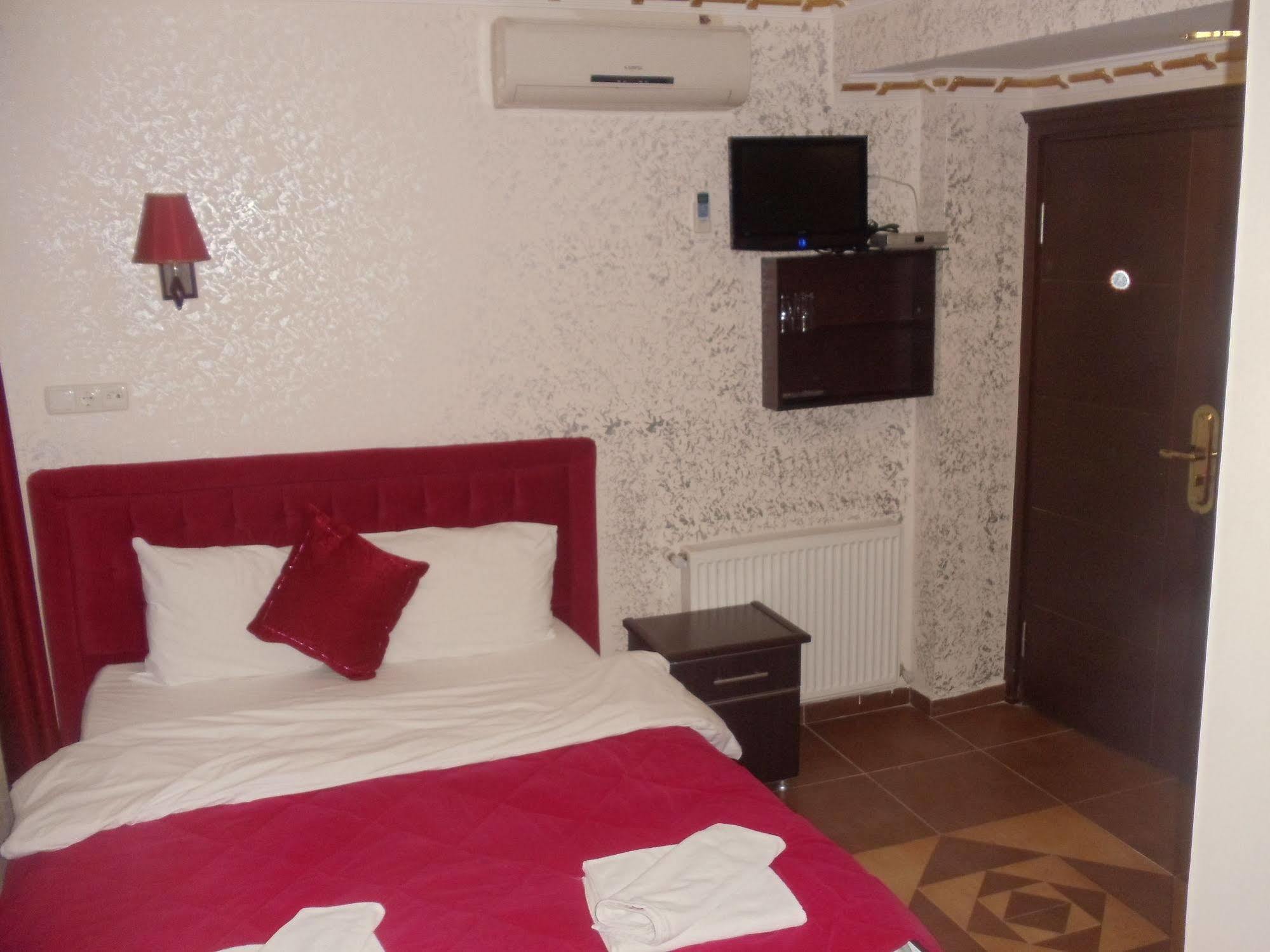 Ares Hotel Истанбул Екстериор снимка