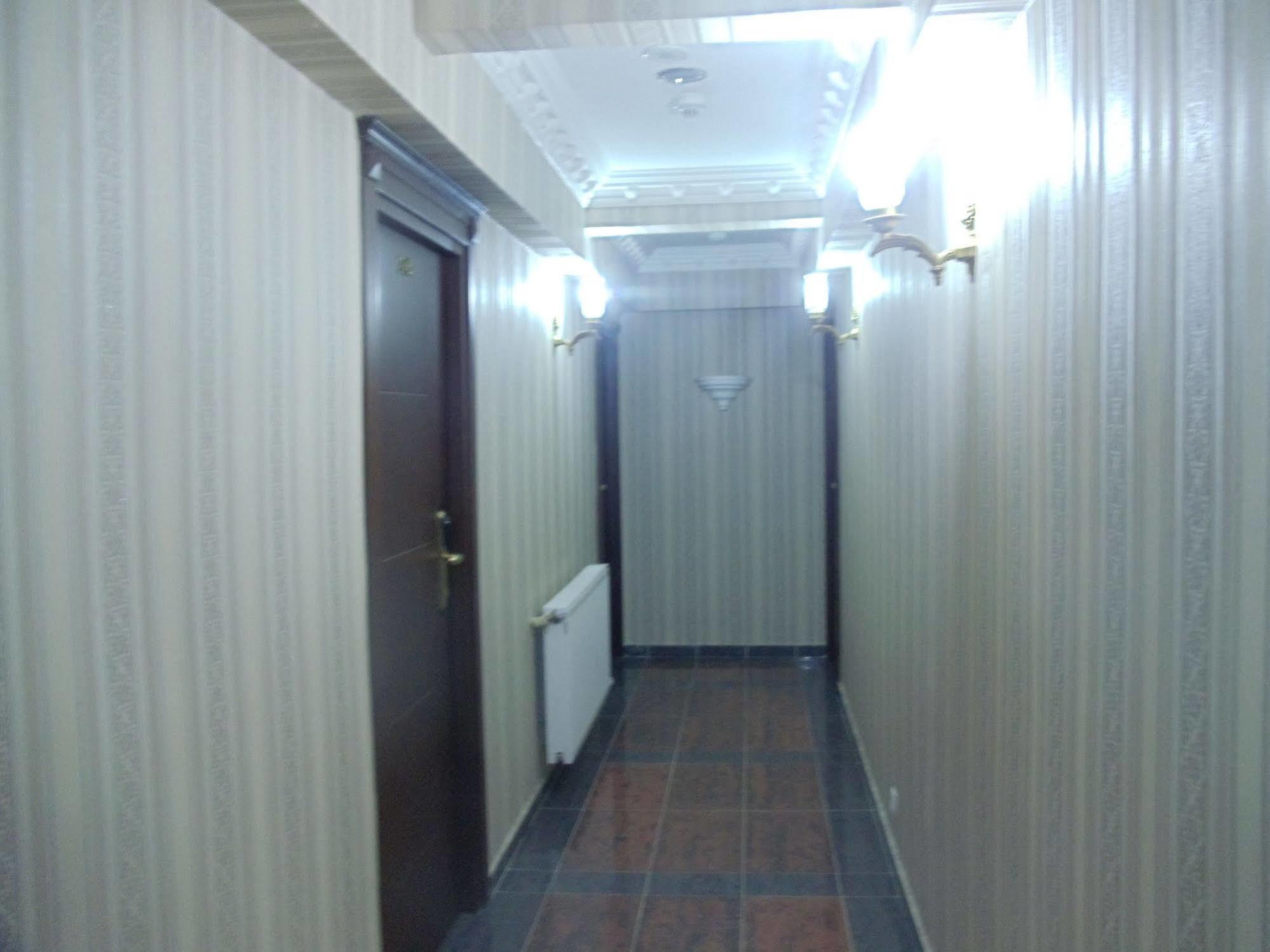 Ares Hotel Истанбул Екстериор снимка